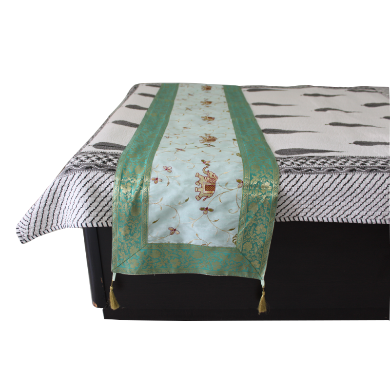 Embroidered Table/Bed Runner (Green)